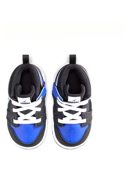 Členkové topánky Nike čierna