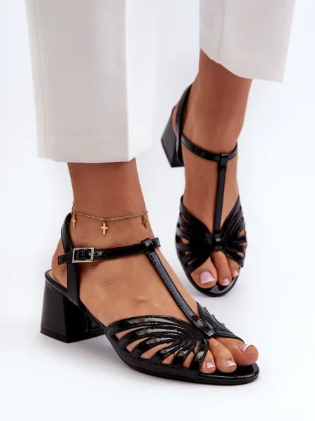 Sandale Kesi cu toc înalt negru