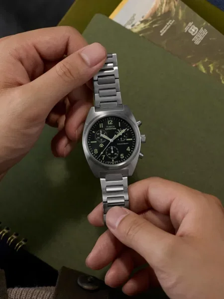 Ceas Timex negru
