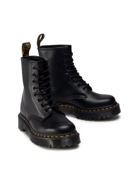 Botki Dr. Martens skórzane na platformie retro czarne