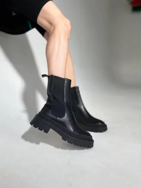 Шкіряні Челсі чорний