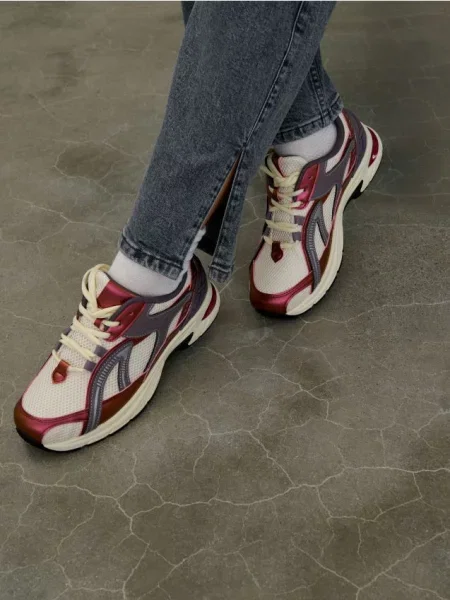 Кросівки з сітчастого матеріалу з товстою підошвою різнобарвний