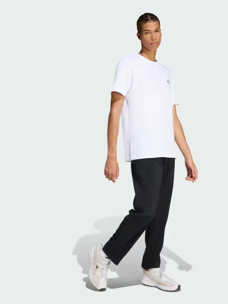 Футболка adidas білий