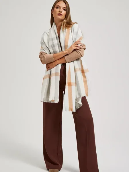 Fular Marisse cu perle în carouri alb