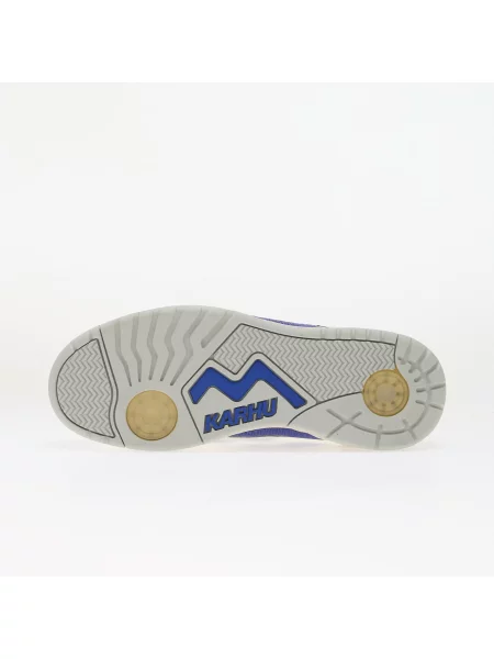 Кроссовки Karhu белые