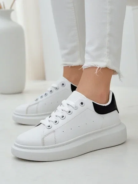 Sneakerși Resti negru