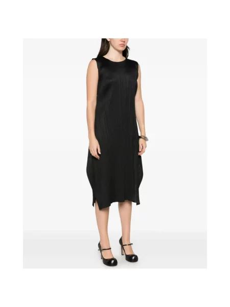 Sukienka Issey Miyake czarna