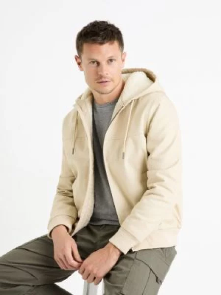 Яке Celio