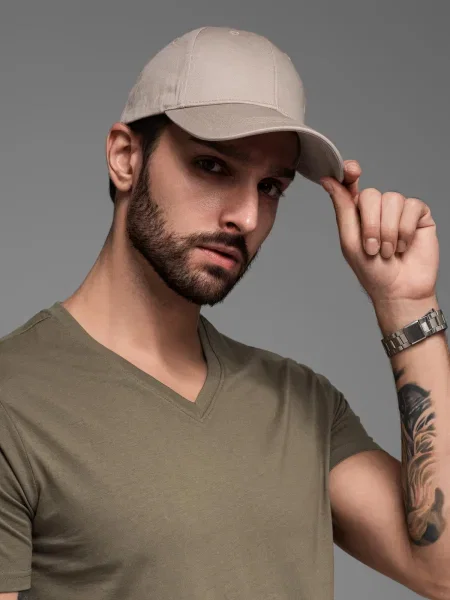 Kapa s šiltom Ombre z vezenjem