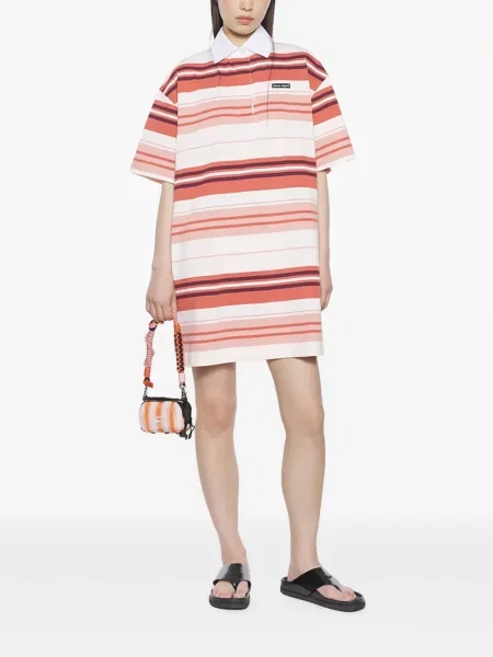 Rochie mini Maison Kitsune de costum roz