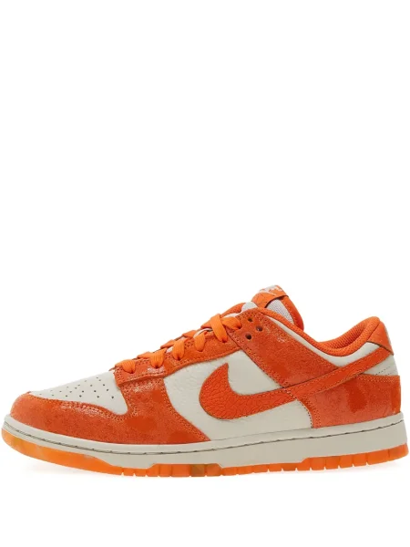 Sneakerși Nike Cortez din piele portocaliu