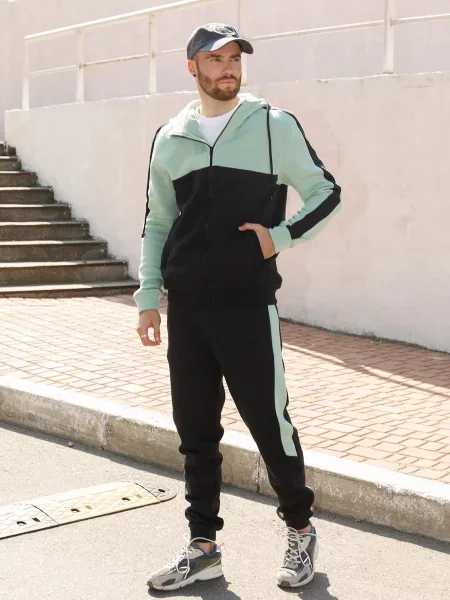 ISSA Plus ­ Спортивный костюм зелений