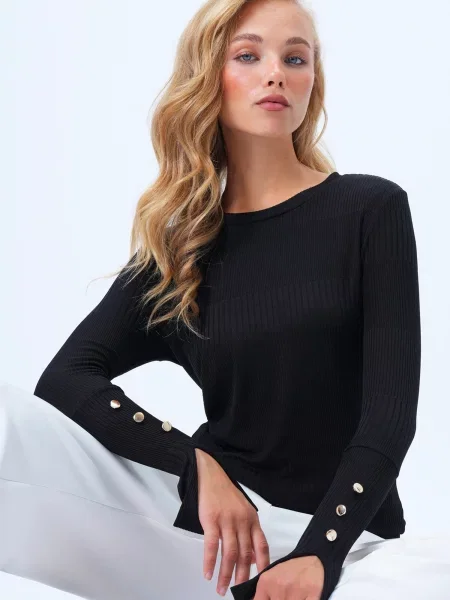 Trend Alaçatı Stili Majica črna