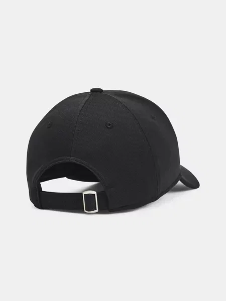 Шапка с козирка Under Armour Blitzing с апликация черно