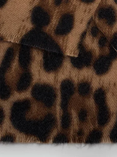 Szalik animal print Kobieta uniwersalny MANGO brązowy