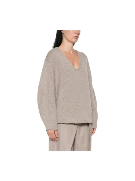 Sweter Soft Goat z dekoltem w serek beżowy