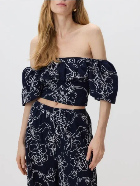 Reserved Вишита блузка темно-синій синя