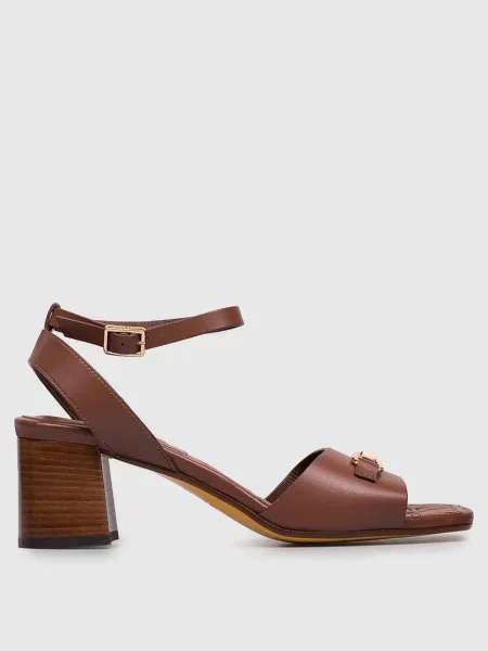 Шкіряні босоніжки Doucal's коричневі