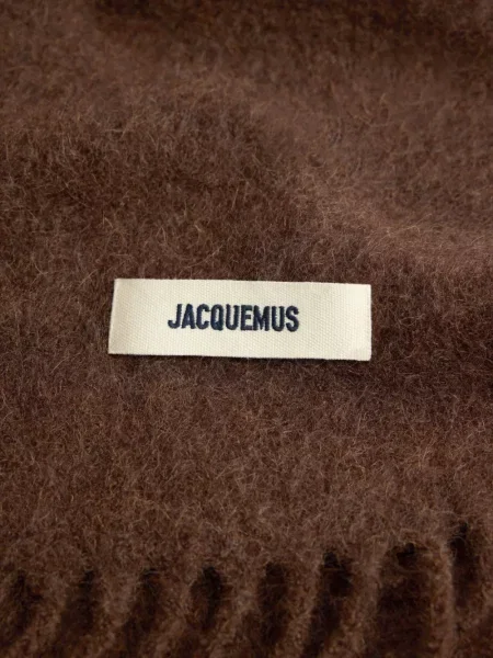 Fular Jacquemus maro