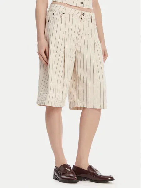 Guess Jeans Pantaloni scurți de blugi Écru