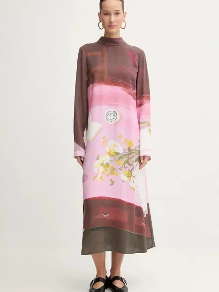 Stine Goya rochie midi drept roz