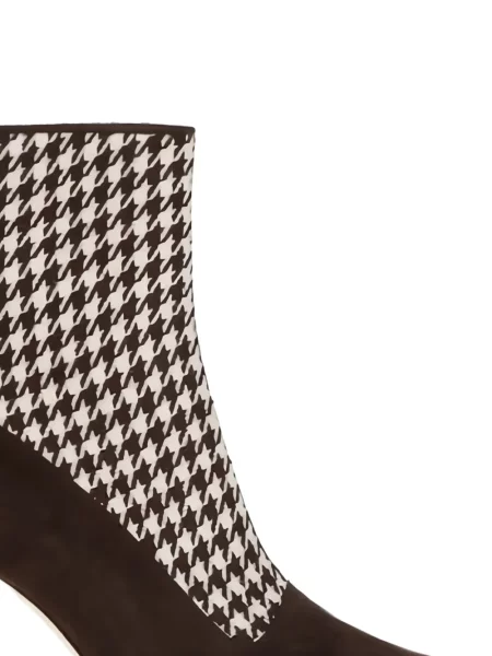 Cizme scurte Manolo Blahnik cu model pepito maro