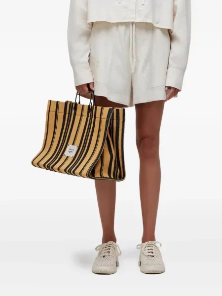 Pantaloni scurți Osklen cu broderie alb