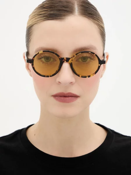 Bottega Veneta napszemüveg sárga