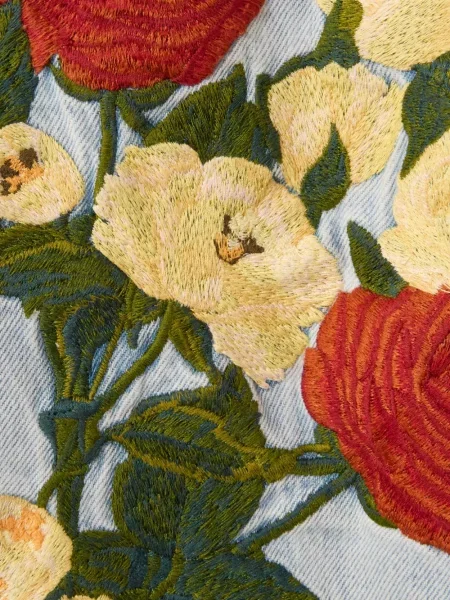 Blugi La Doublej cu broderie cu model floral albastru