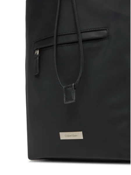 Calvin Klein Ruksak Sleek Drawstring Sling čierna