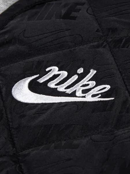 Детская куртка Nike