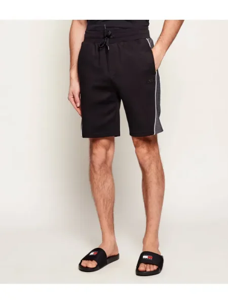 BOSS BLACK Pantaloni scurți | Straight fit negru