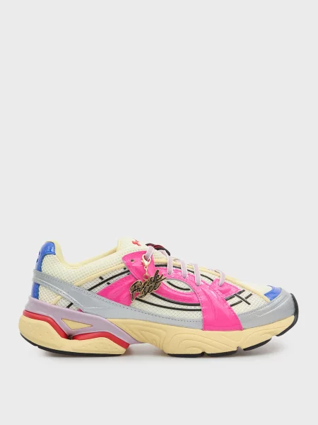Кожаные кроссовки Under Armour бежевые