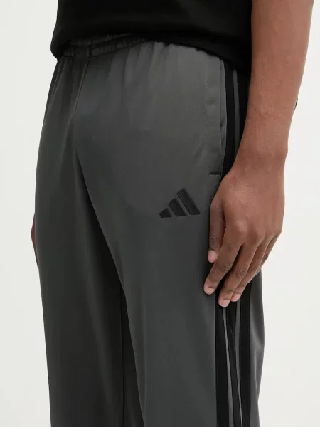 Костюмні штани Adidas сірі