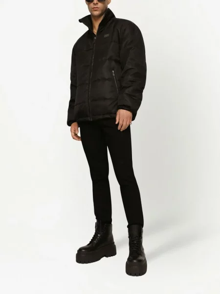 Striukė Dolce & Gabbana izoliuoti juoda