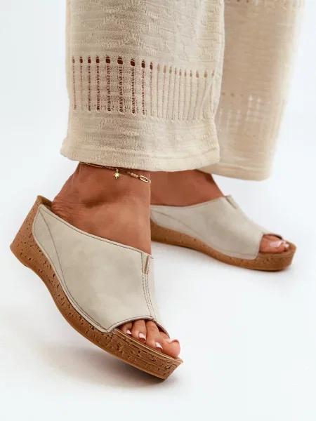 Papuci de casă Kesi cu pană bej