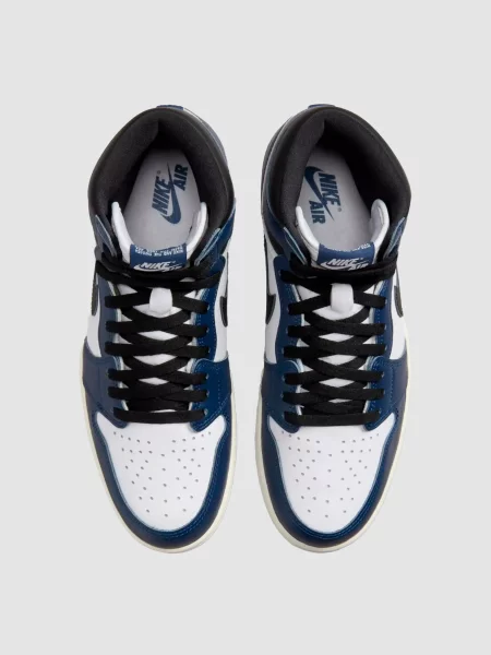 Кожаные повседневные кроссовки Jordan Air Jordan 1 белые