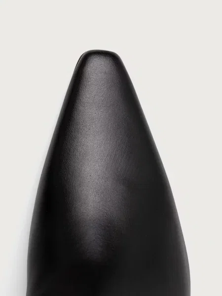 Calvin Klein csizma női bőr KITTEN HEEL HIGH BOOT LTH fekete