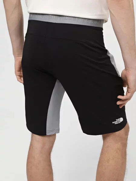 Зауженные спортивные шорты The North Face серые