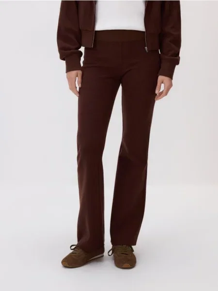 Reserved Спортивні штани кавовий 