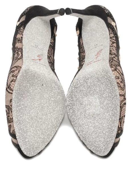 Полуотворени обувки René Caovilla с перли с дантела