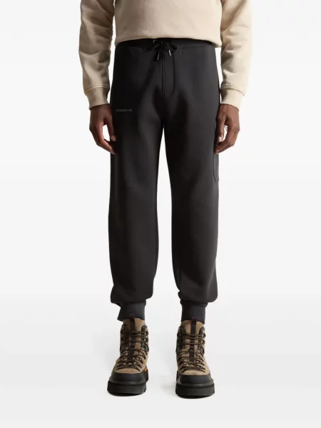 Спортни панталони Woolrich с автограф черно