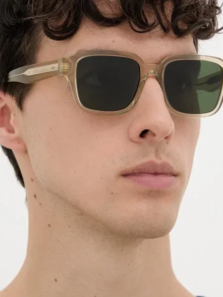 Burberry napszemüveg férfi bézs
