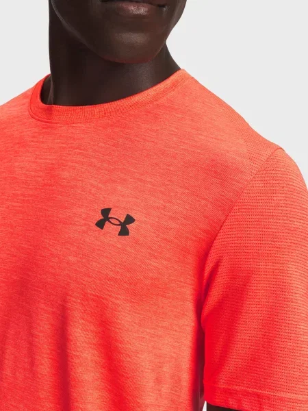 Футболка Under Armour червона