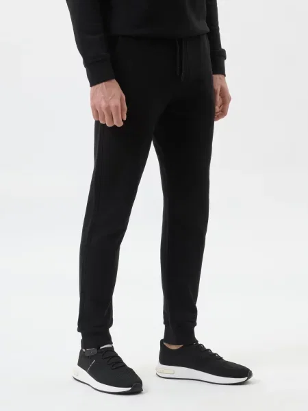 Спортивные штаны Karl Lagerfeld черные