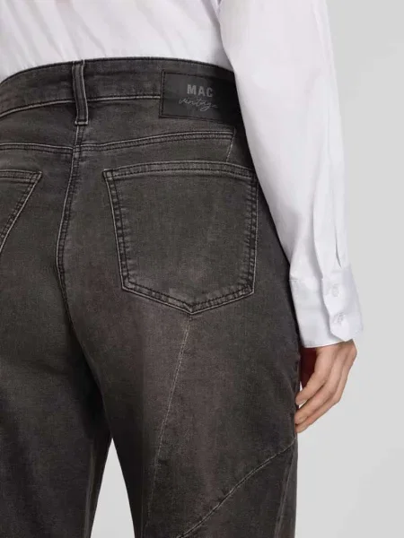 Spodnie o kroju barrel fit z mieszanki bawełny model Dakota Barrel Seam' Mac czarne