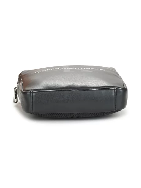 Geantă Calvin Klein Jeans negru