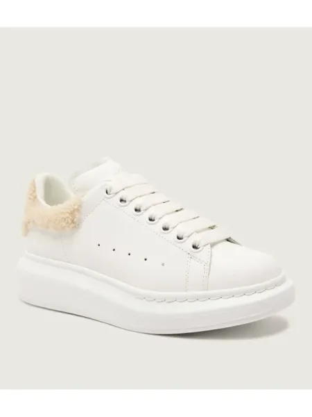 Alexander McQueen Teniși din piele | shearling alb