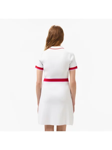 Lacoste Sukienka Z Kołnierzykiem Polo Z Krótkim Rękawem Z Blokadą Koloru Classic Fit biała
