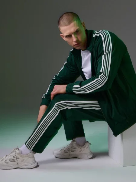 Спортивные штаны Sinsay зеленые